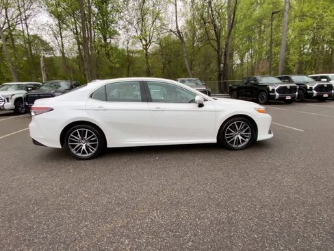 Used 2024 Toyota Camry XLE w/ Navigation Package AWD/4WD image 6
