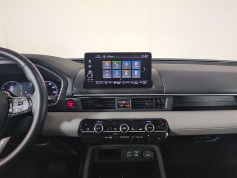 Certified 2023 Honda Pilot EX-L image 18