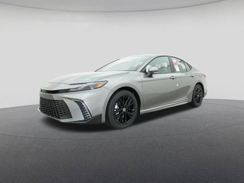 New 2026 Toyota Camry SE image 17
