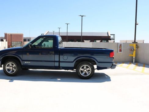 Used 2003 Chevrolet S10 Pickup LS RWD image 54