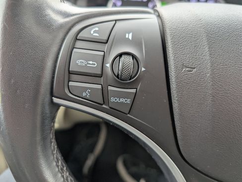 Used 2018 Acura MDX SH-AWD image 18