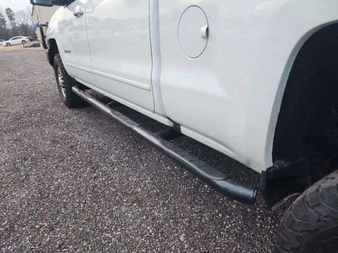 Used 2019 Chevrolet Silverado 2500 LT w/ All Star Edition image 27