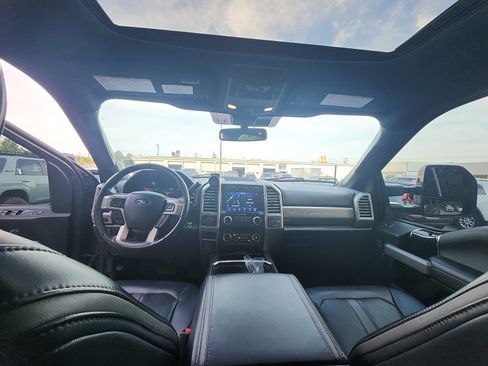 Used 2021 Ford F250 Platinum w/ FX4 Off-Road Package AWD/4WD image 20