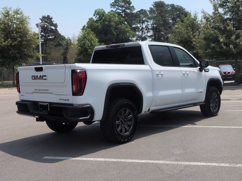 Used 2025 GMC Sierra 1500 AT4X AWD/4WD image 4