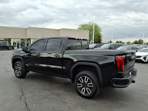Used 2023 GMC Sierra 1500 AT4 w/ AT4 Premium Package AWD/4WD image 9