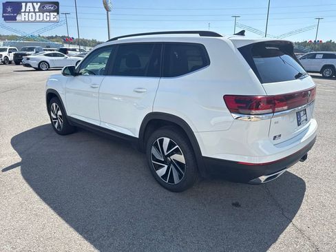 Used 2024 Volkswagen Atlas SE image 22