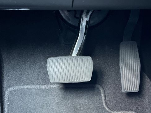 Certified 2024 Cadillac XT4 Premium Luxury image 45