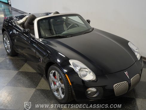 Used 2007 Pontiac Solstice GXP w/ Premium Package RWD image 36