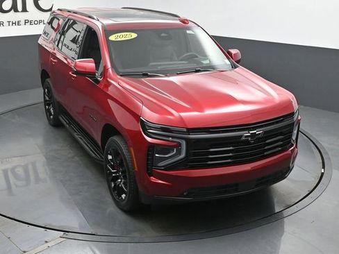 Used 2025 Chevrolet Tahoe RST w/ Advanced Technology Package AWD/4WD image 50