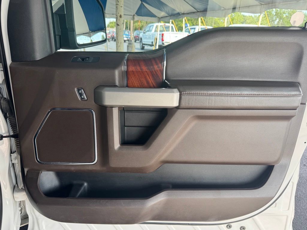 Used 2019 Ford F150 King Ranch w/ Equipment Group 601A Luxury AWD/4WD image 14