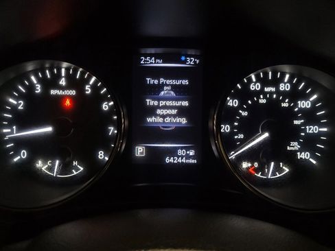 Used 2017 Nissan Rogue Sport SL w/ SL Premium Package image 23