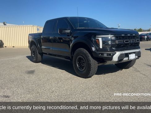Used 2025 Ford F150 Raptor AWD/4WD image 3