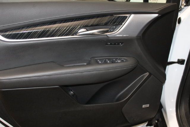 Certified 2024 Cadillac XT6 Premium Luxury AWD/4WD image 19