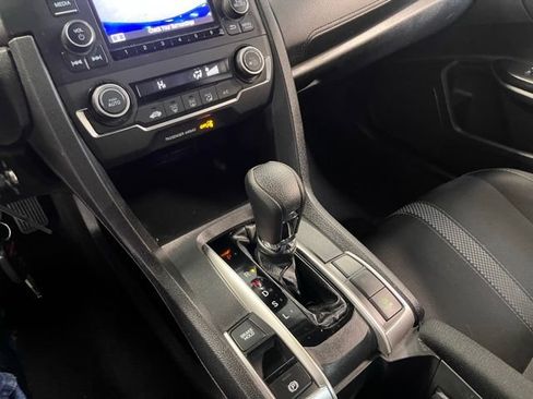 Used 2020 Honda Civic LX image 29