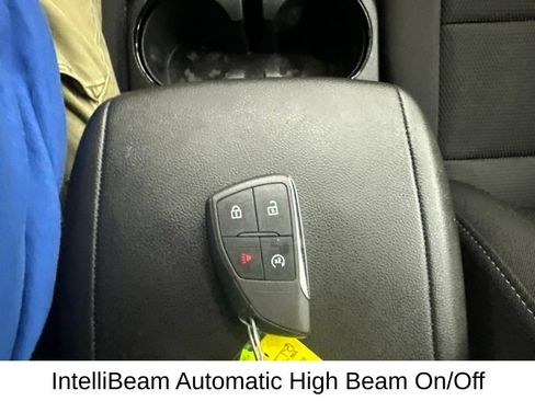 Used 2024 Chevrolet Colorado LT AWD/4WD image 36