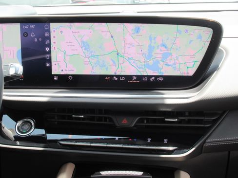 Used 2025 Buick Envision Preferred AWD/4WD image 15