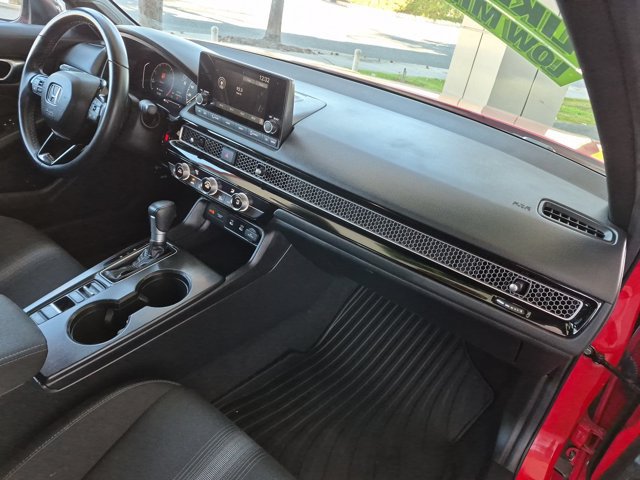 Used 2025 Honda Civic Sport image 6