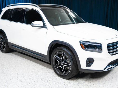 Certified 2026 Mercedes-Benz GLB 250 image 3