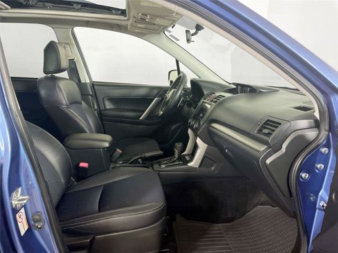 Used 2015 Subaru Forester 2.0XT Premium AWD/4WD image 27