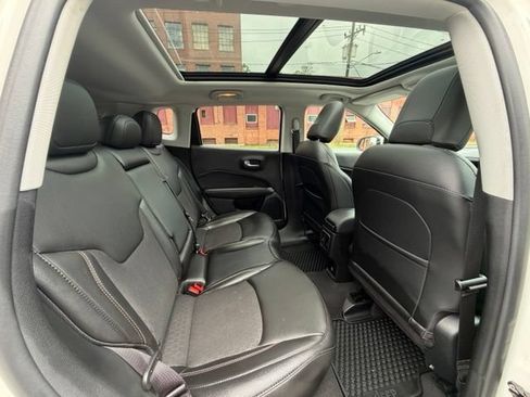 Used 2020 Jeep Compass Latitude AWD/4WD image 13