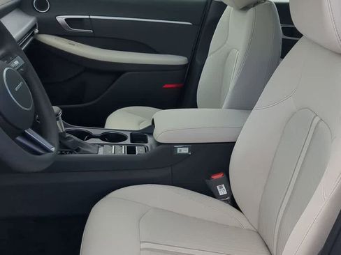 New 2026 Hyundai Sonata SE FWD image 17