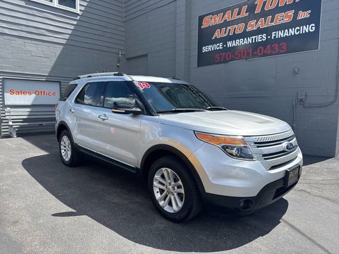 Used 2013 Ford Explorer XLT AWD/4WD image 1
