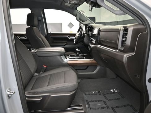 Used 2024 Chevrolet Silverado 1500 RST image 42