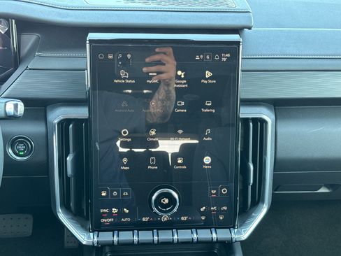 Used 2026 GMC Acadia Elevation w/ Black Edition AWD/4WD image 24