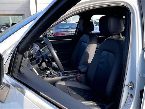 Used 2022 Audi Q3 2.0T Premium image 28