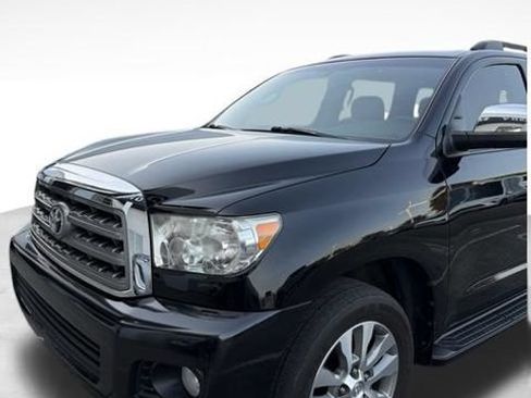 Used 2016 Toyota Sequoia Limited AWD/4WD image 2