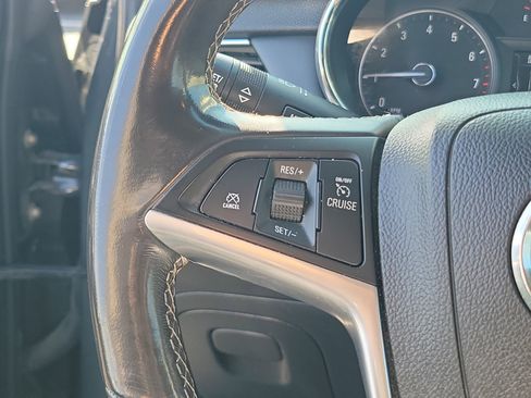 Used 2018 Buick Encore Preferred image 17