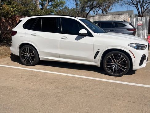 Used 2019 BMW X5 xDrive40i w/ M Sport Package image 13