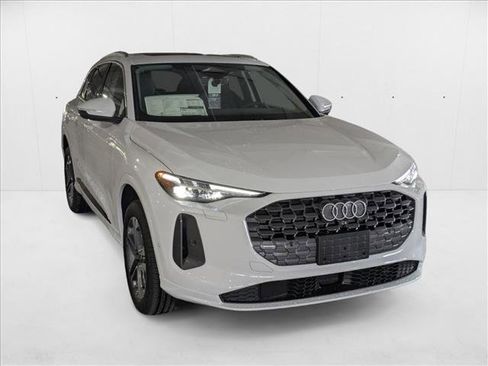 New 2025 Audi Q5 Premium Plus image 6