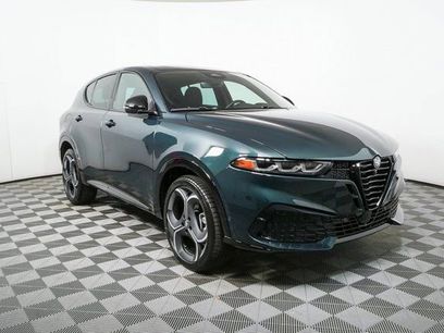 New 2026 Alfa Romeo Tonale w/ Black Premium Package