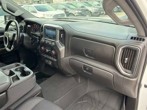 Used 2020 Chevrolet Silverado 1500 LT w/ All-Star Edition image 13