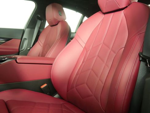 New 2026 BMW 540i xDrive 540i xDrive w/ Executive Package image 11