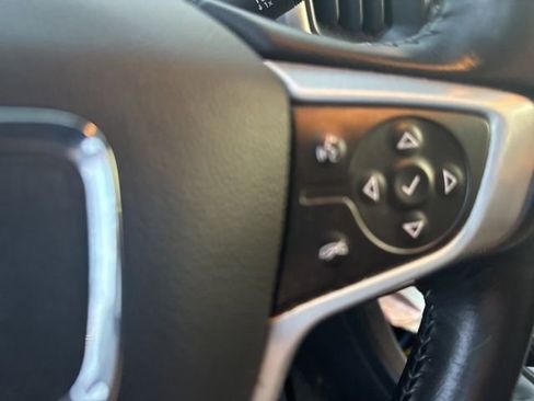 Used 2015 GMC Canyon SLE w/ SLE Convenience Package image 19