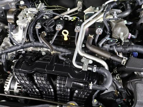 Used 2023 Nissan Altima 2.5 SV image 13