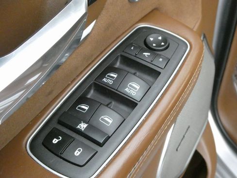 Used 2022 RAM 1500 Limited image 38