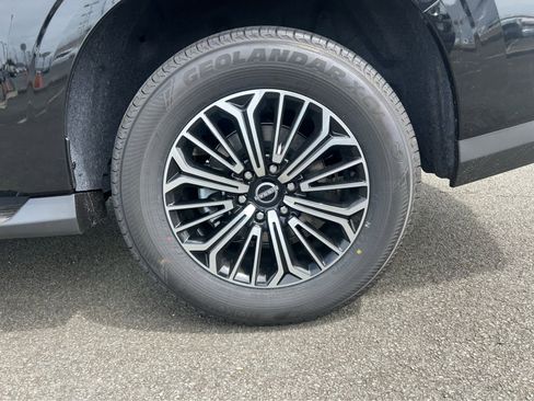 New 2026 Nissan Armada Platinum image 5