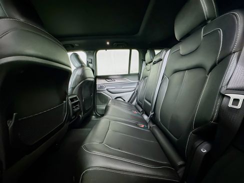 Used 2024 Jeep Grand Cherokee Limited 4xe image 29