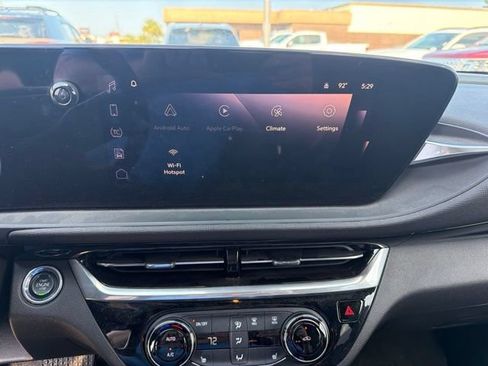 Used 2024 Buick Envista Sport Touring w/ Convenience I Package FWD image 9