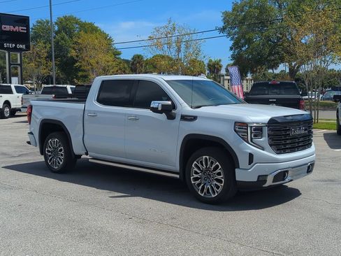 Certified 2026 GMC Sierra 1500 Denali Ultimate AWD/4WD image 8