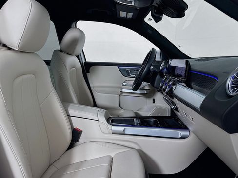 Certified 2024 Mercedes-Benz EQB 250+ image 7