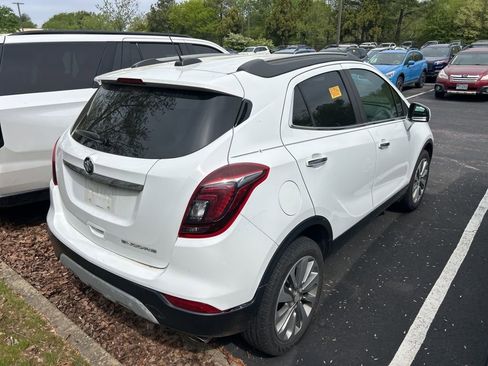 Used 2019 Buick Encore Preferred image 10