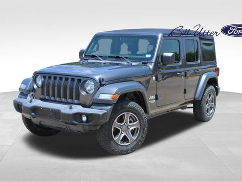 Used 2018 Jeep Wrangler Unlimited Sport S AWD/4WD image 1