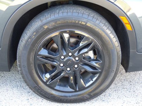 Used 2019 Chevrolet Blazer LT AWD/4WD image 13