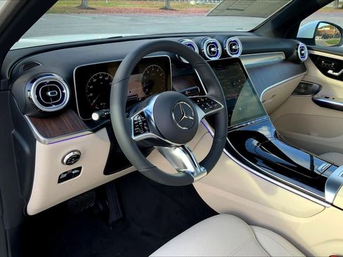 Certified 2026 Mercedes-Benz GLC 300 4MATIC image 9