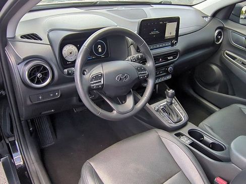 Used 2022 Hyundai Kona Limited w/ Cargo Package AWD/4WD image 9