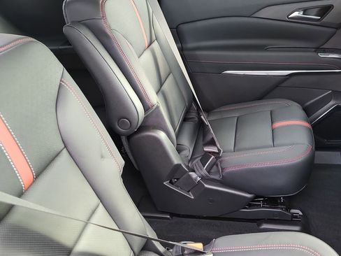 New 2026 Chevrolet Traverse RS FWD image 34